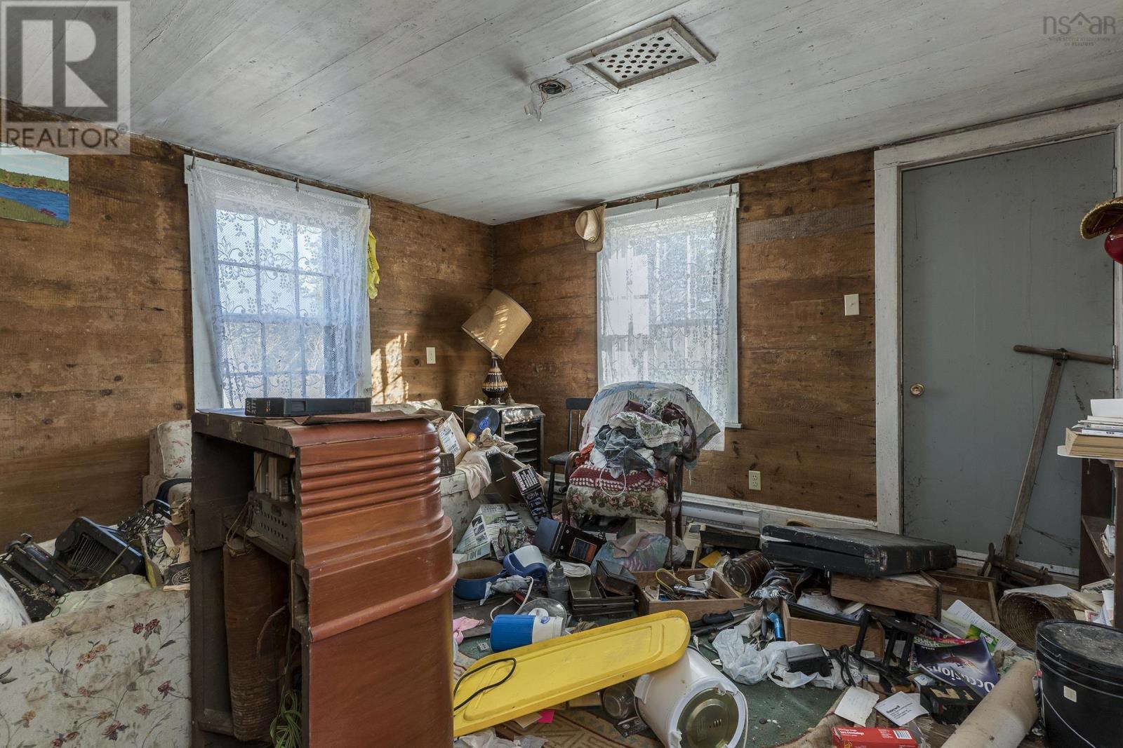 27879 Highway 7 Property Photo 15