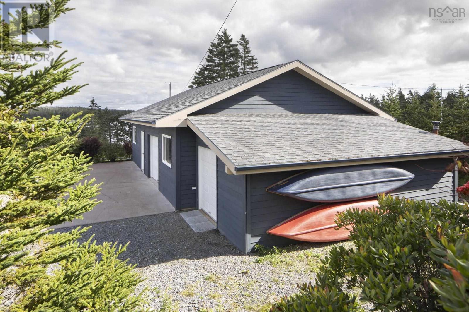 150 New Harbour Road Property Photo 7