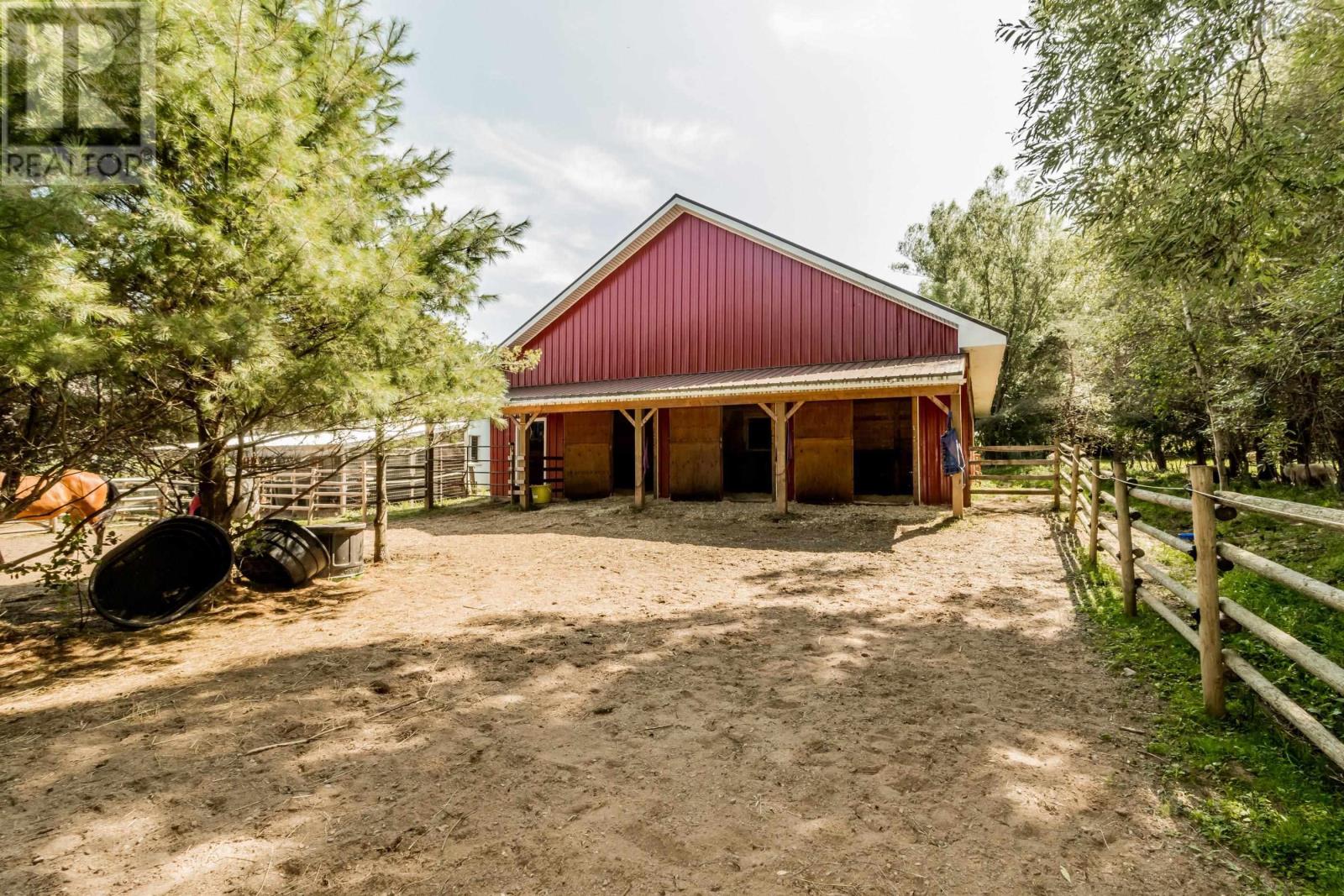 317 Middle Dyke Road Property Photo 5