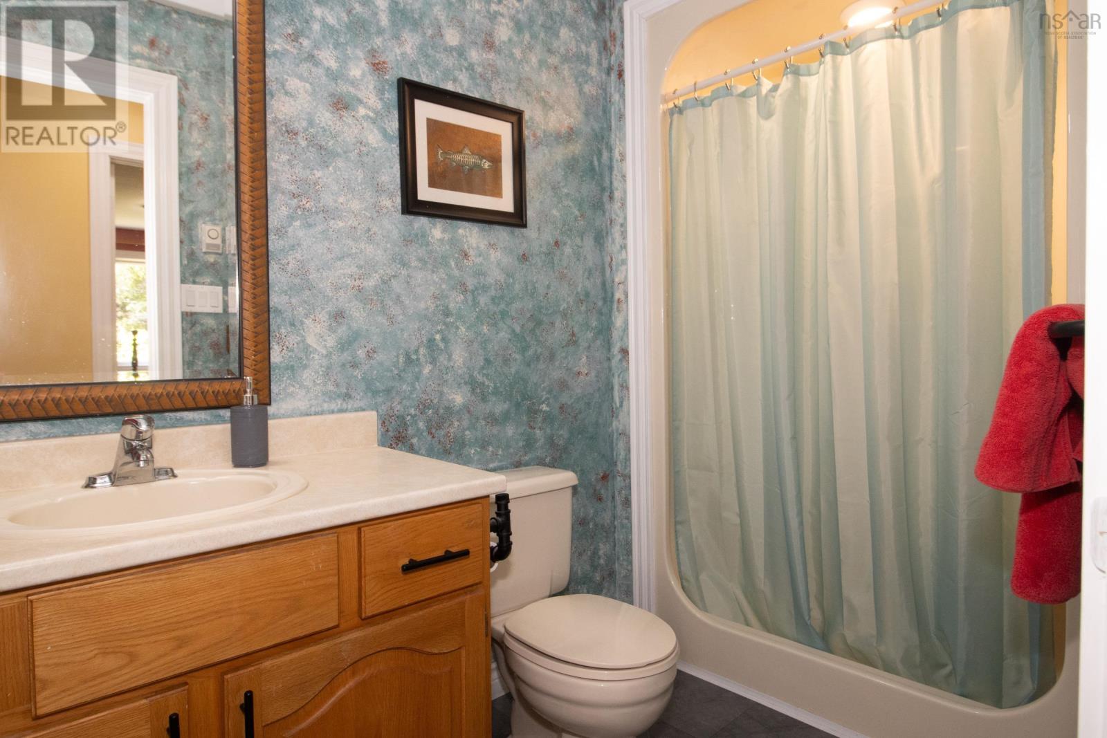 317 Middle Dyke Road Property Photo 25