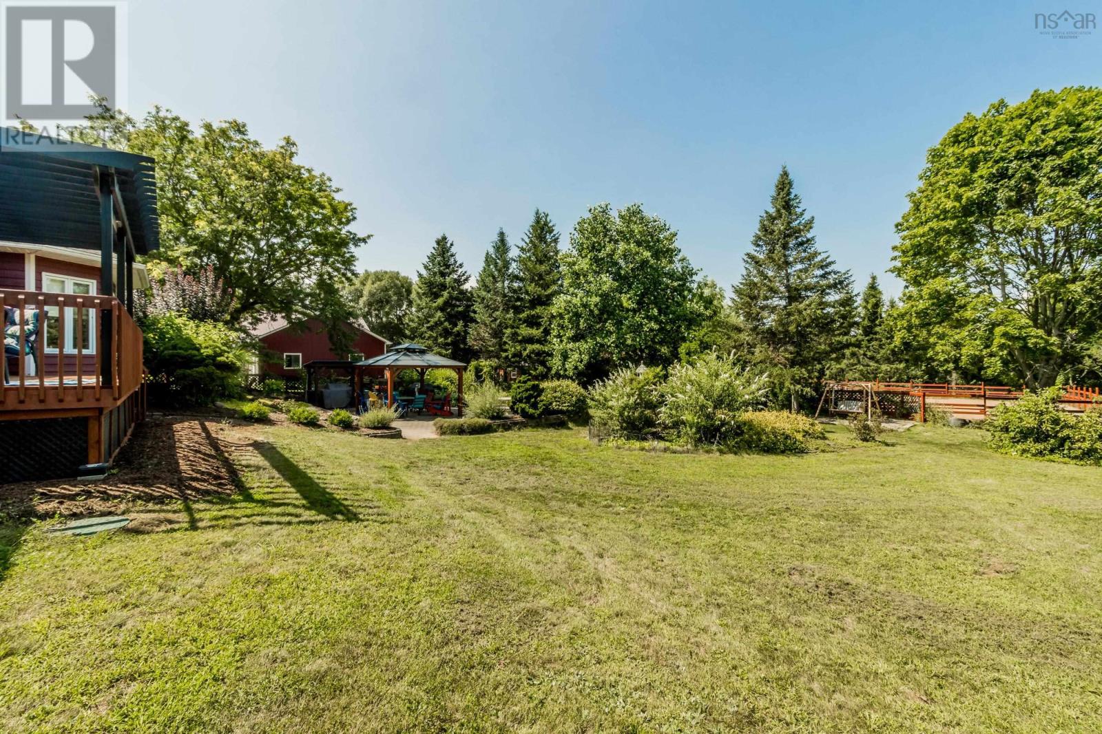 317 Middle Dyke Road Property Photo 41
