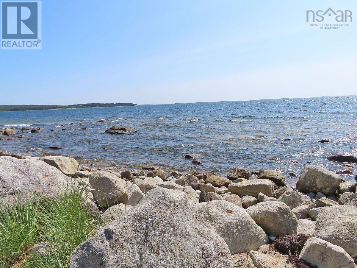Lot 6 316 Hwy (grovers Point) Property Photo 11