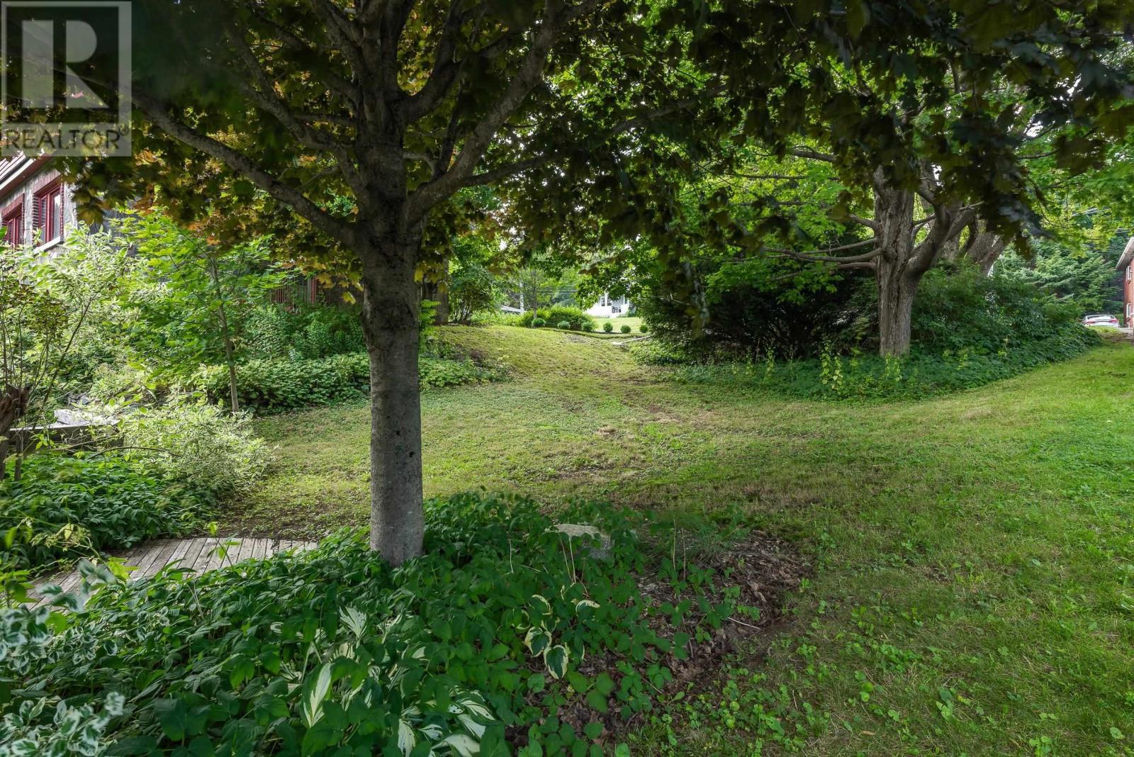 Lot 10 B-2 Crichton Avenue Property Photo 6