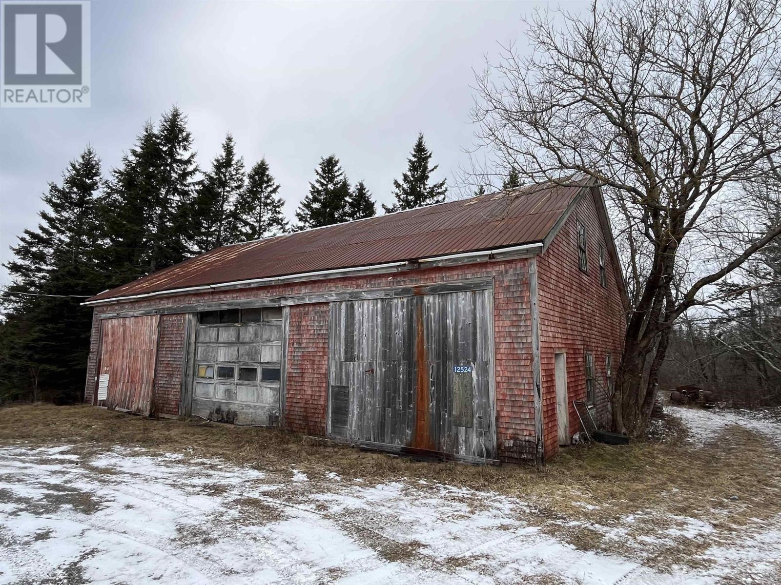 12524 Highway 224 Property Photo 1