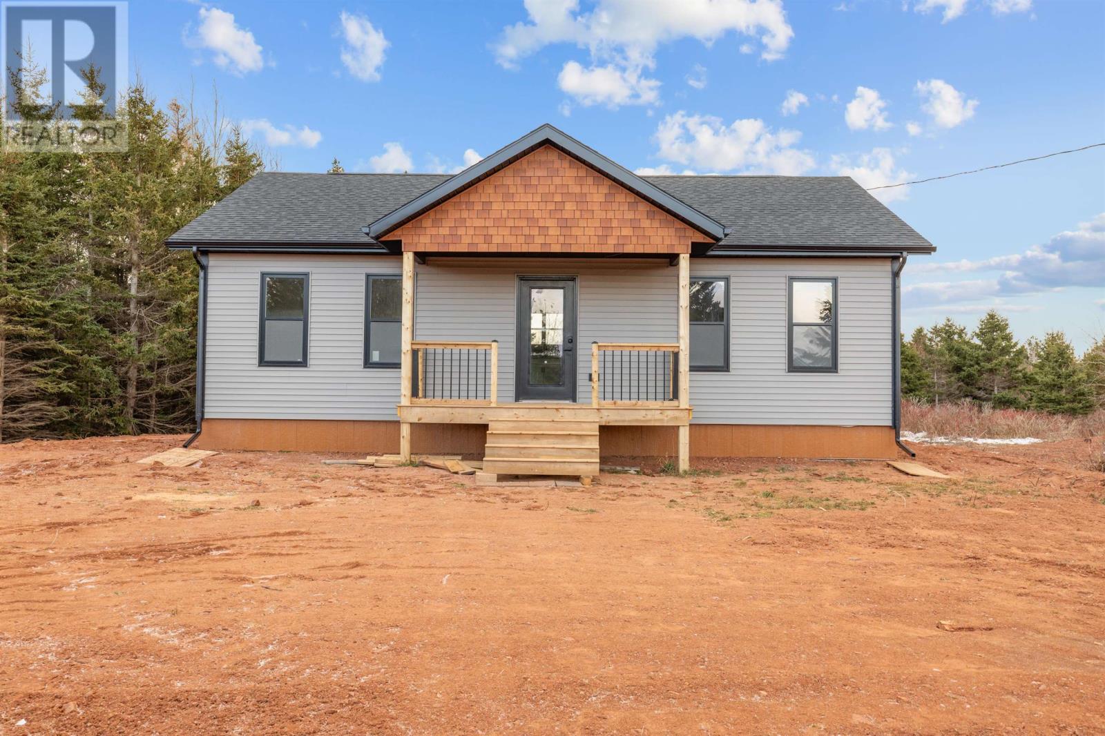 43 Simmons Rd Property Photo 2