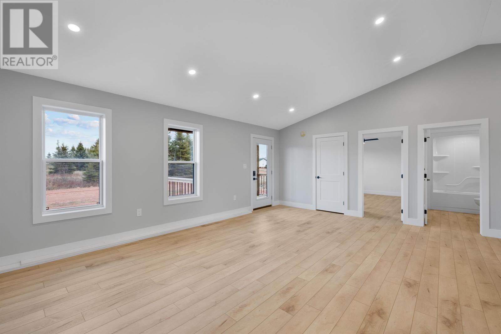 43 Simmons Rd Property Photo 10