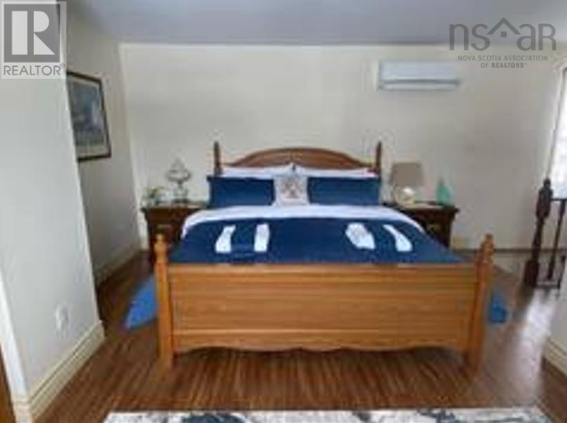 68 Front Street Property Photo 17
