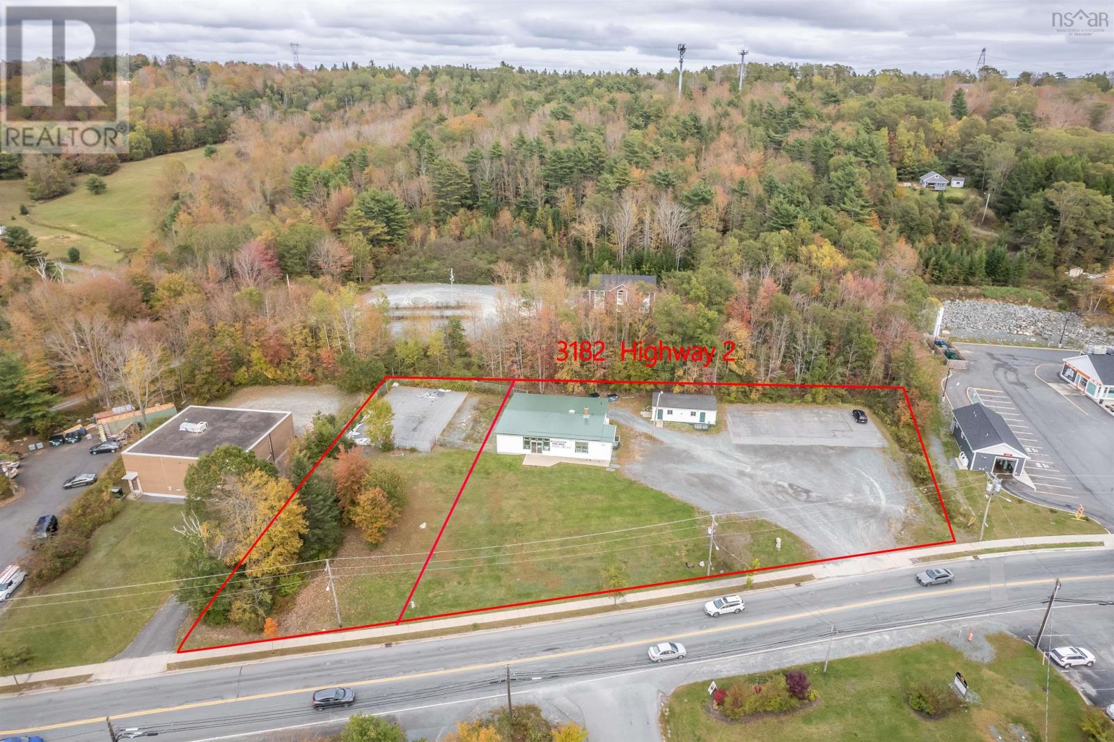 3182 Highway 2 Property Photo 1
