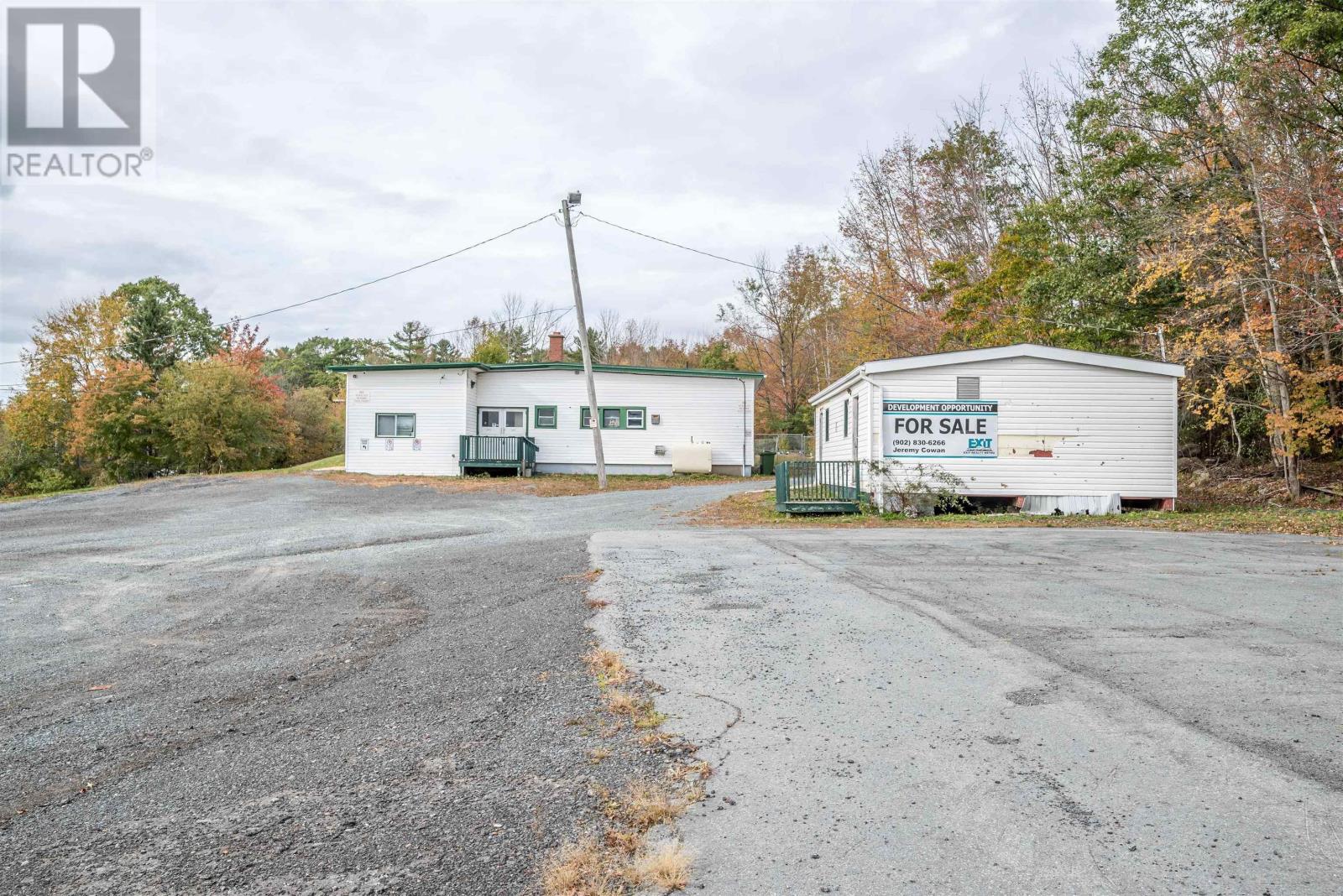 3182 Highway 2 Property Photo 9