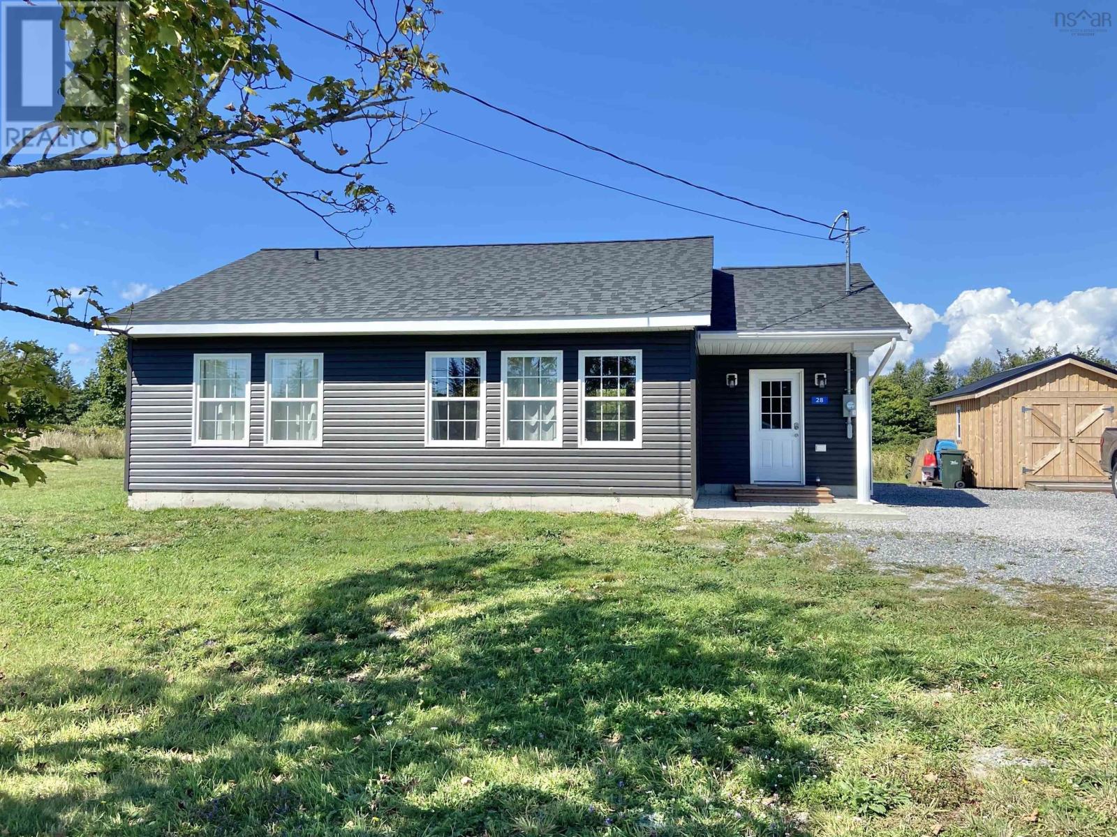 28 Franks Road Property Photo 1