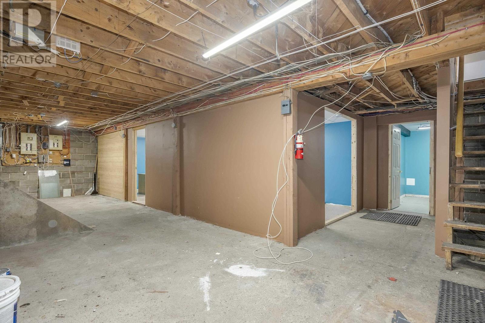 5968 Highway 1 Property Photo 6