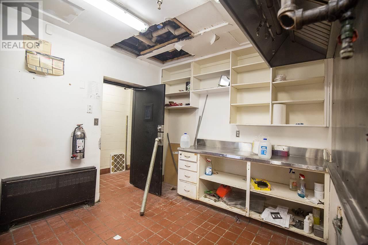 1 Lawrence Street Property Photo 12