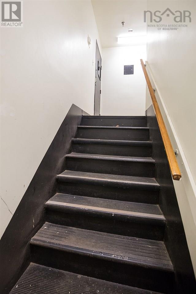 1 Lawrence Street Property Photo 20