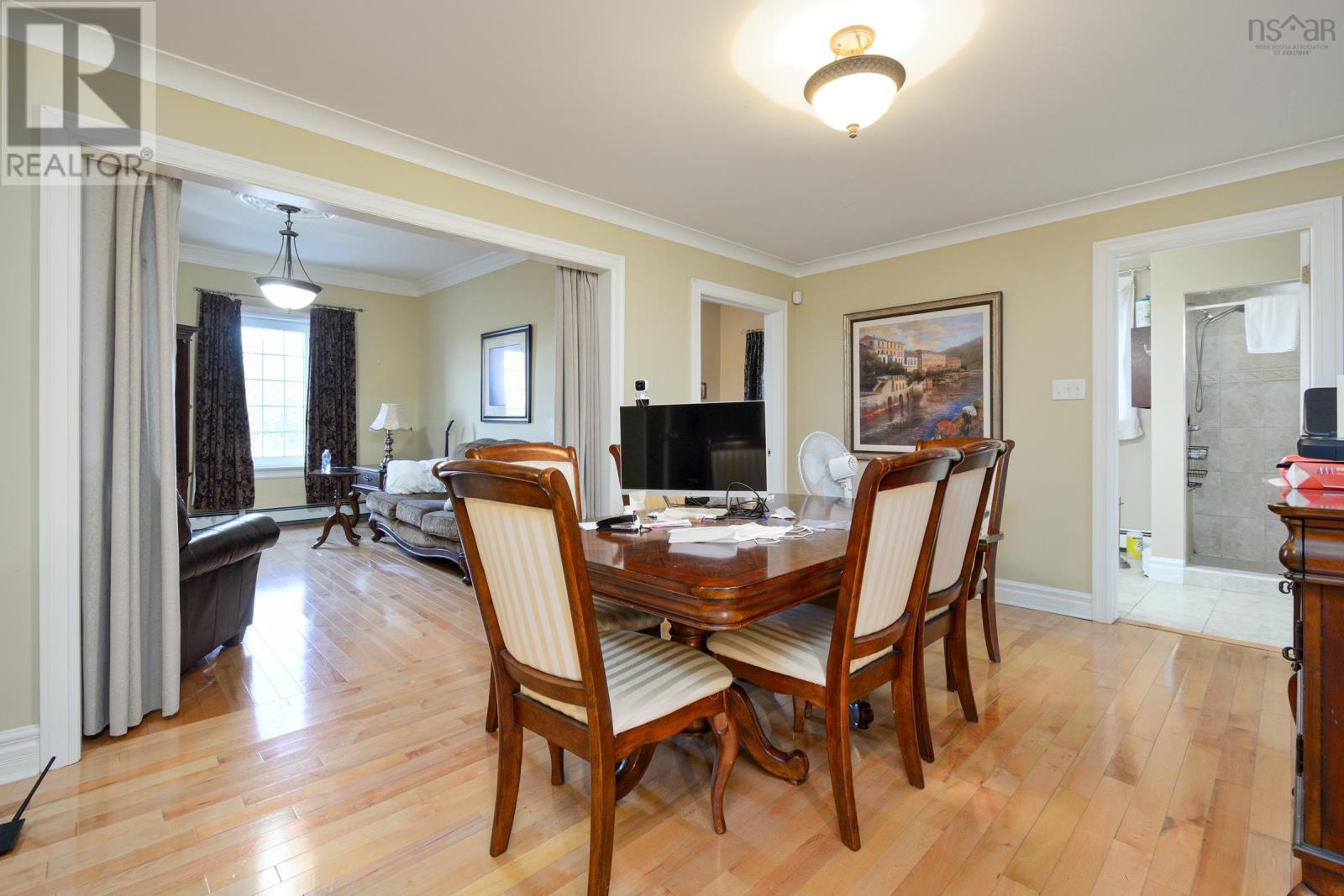 10 Pitt Street Property Photo 20