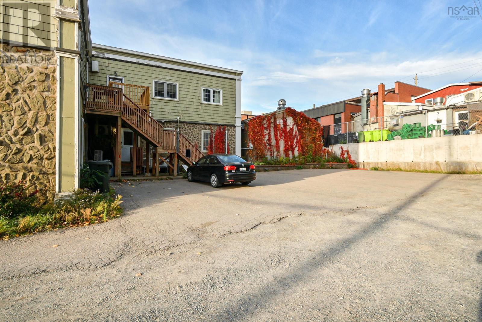 10 Pitt Street Property Photo 49