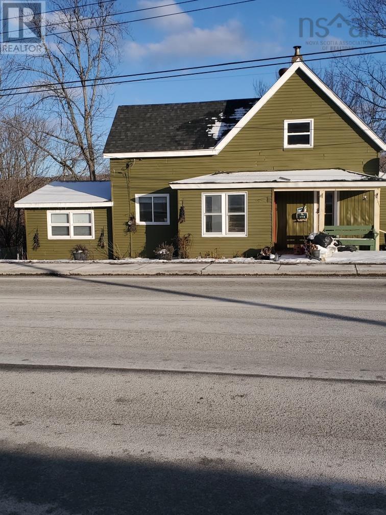 176 Stellarton Road Property Photo
