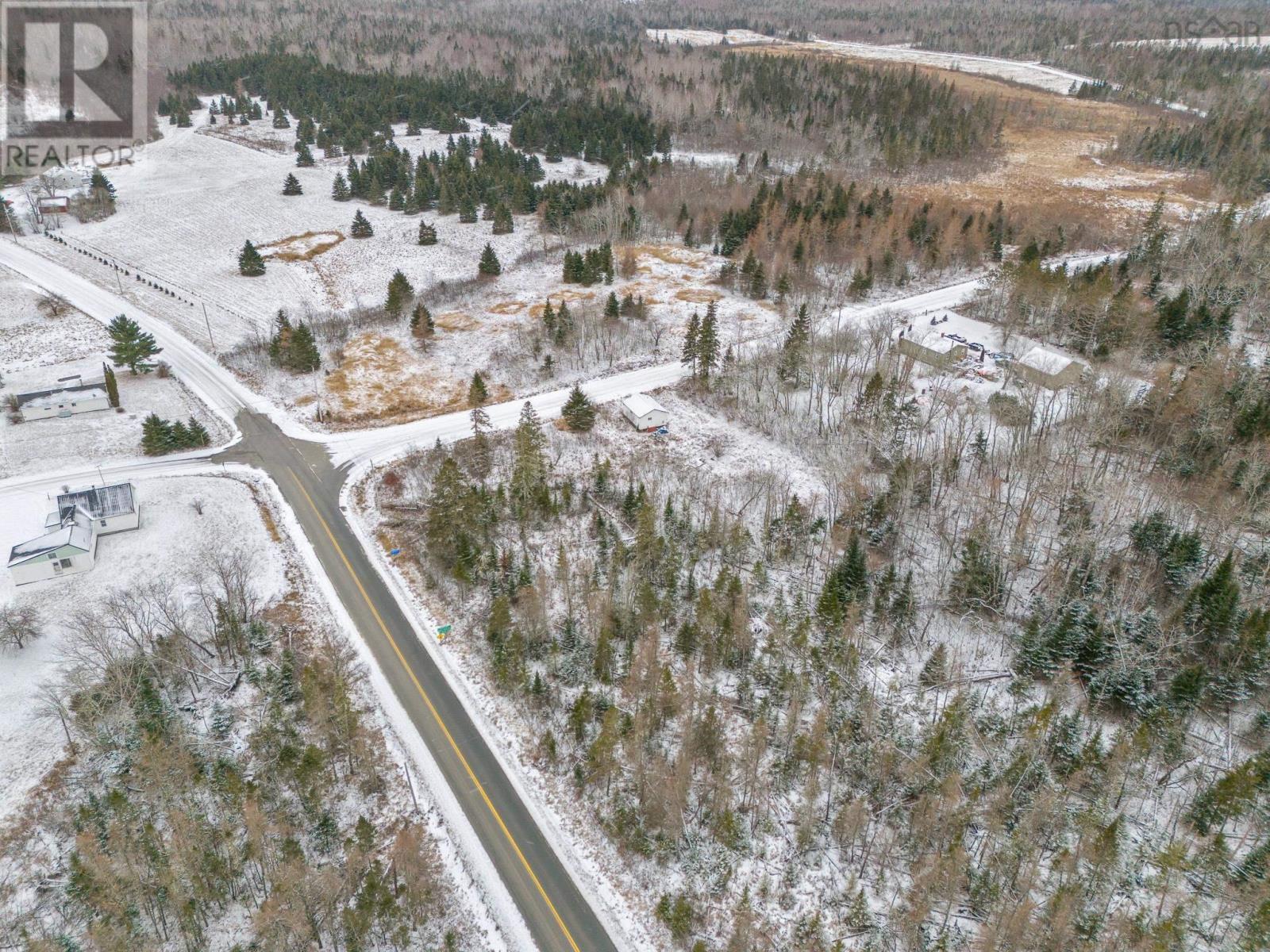 1445 Elderbank Back Road Property Photo 2