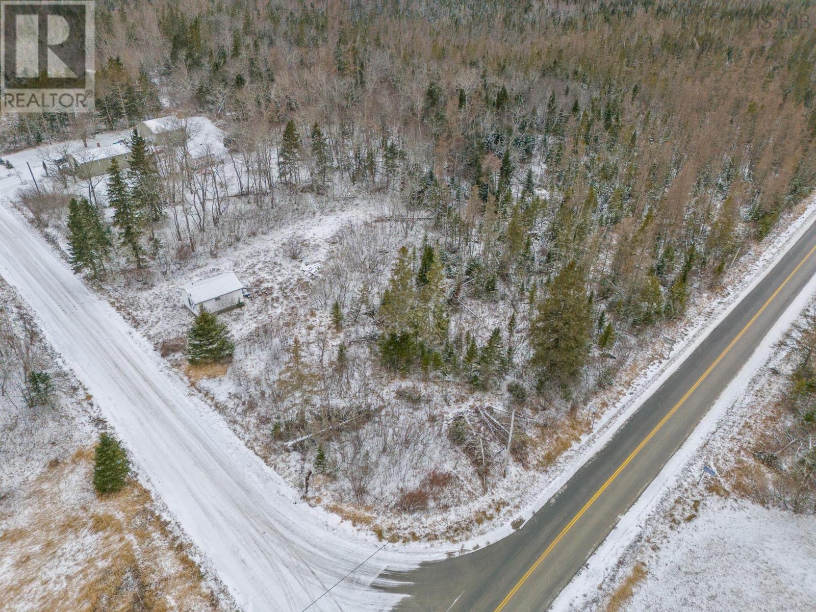 1445 Elderbank Back Road Property Photo 7
