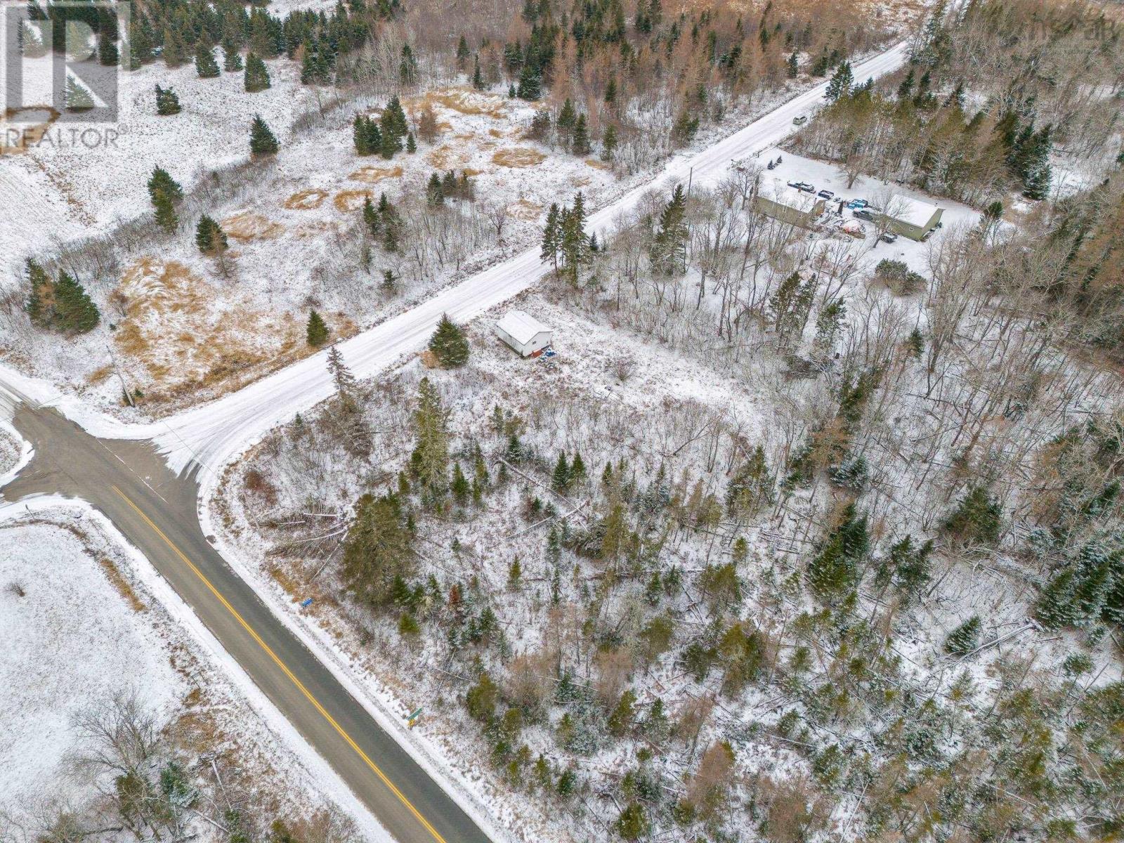 1445 Elderbank Back Road Property Photo 9
