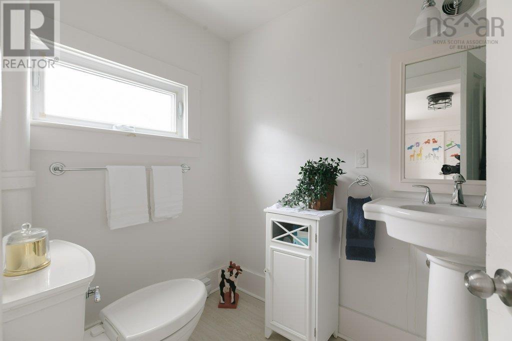 43 Queen Street Property Photo 12