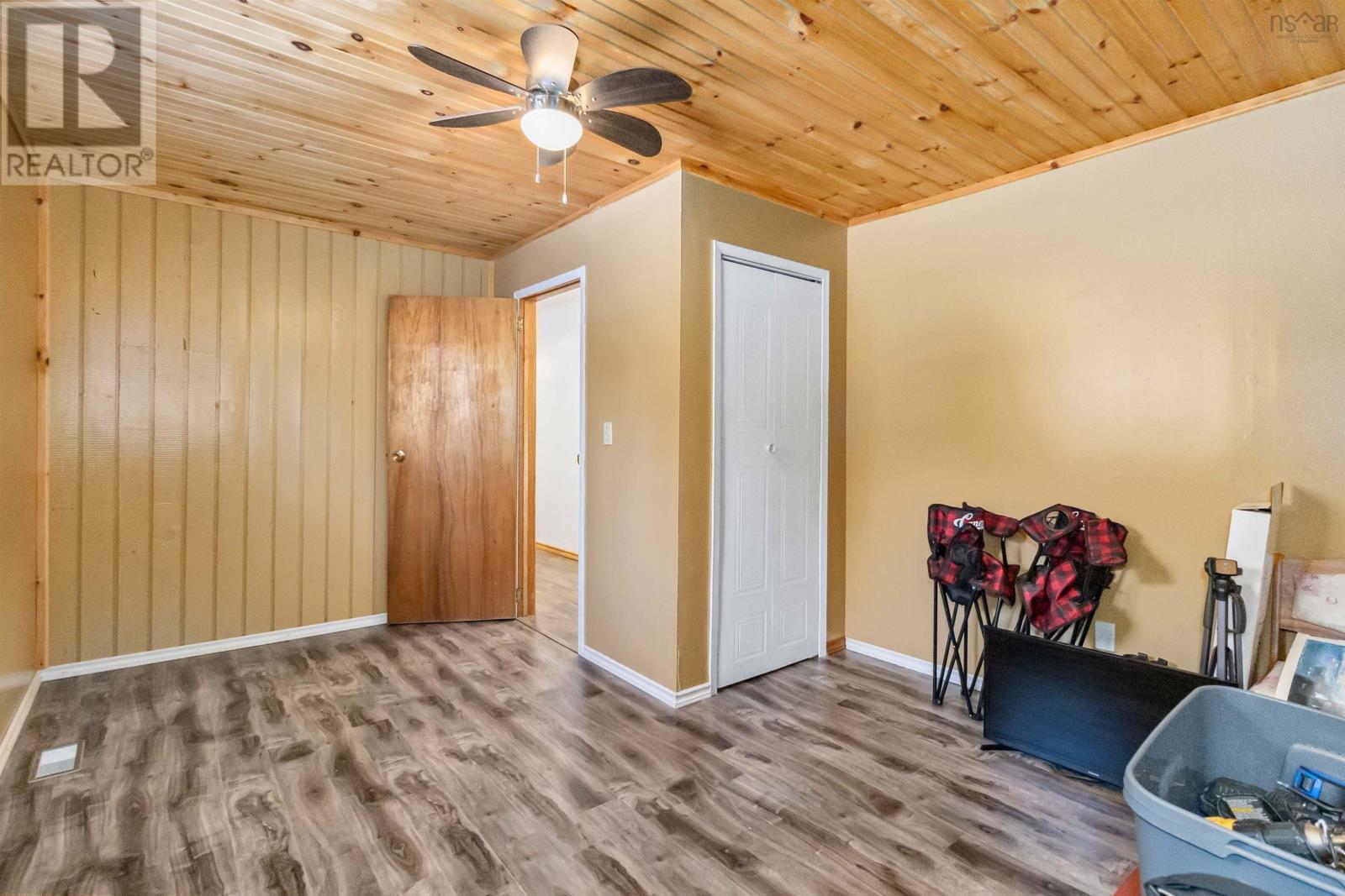 32 Bridle Path Property Photo 26