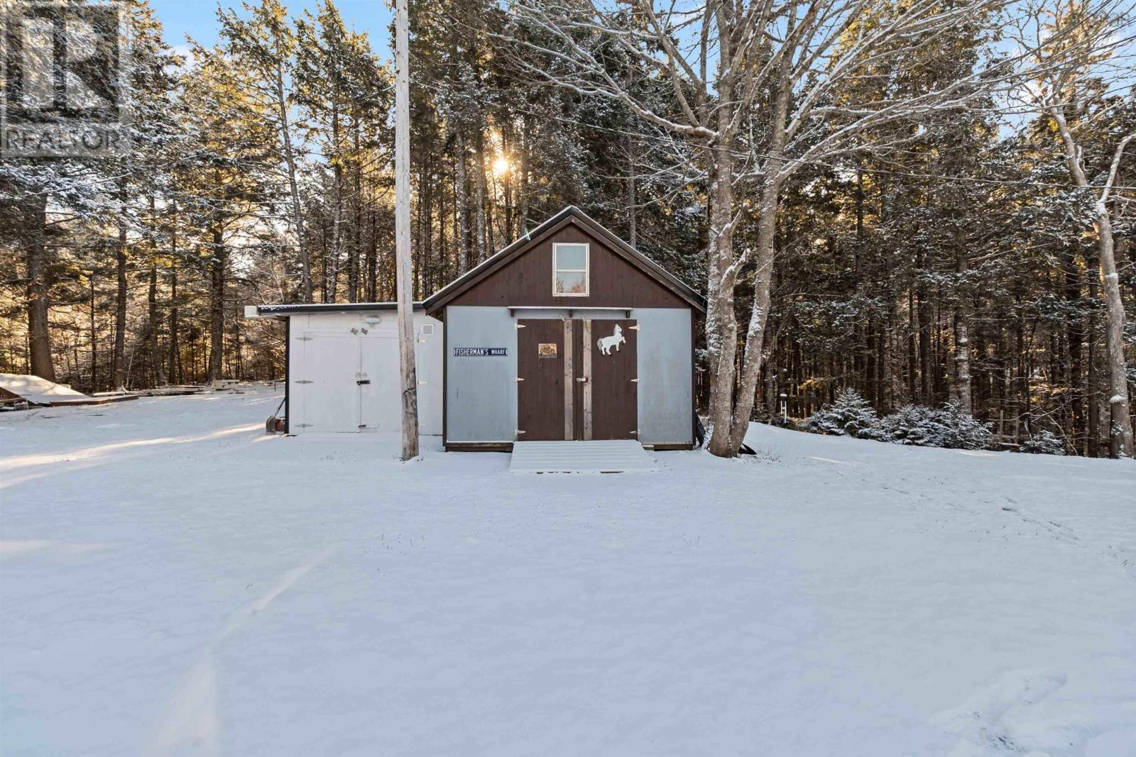 32 Bridle Path Property Photo 41