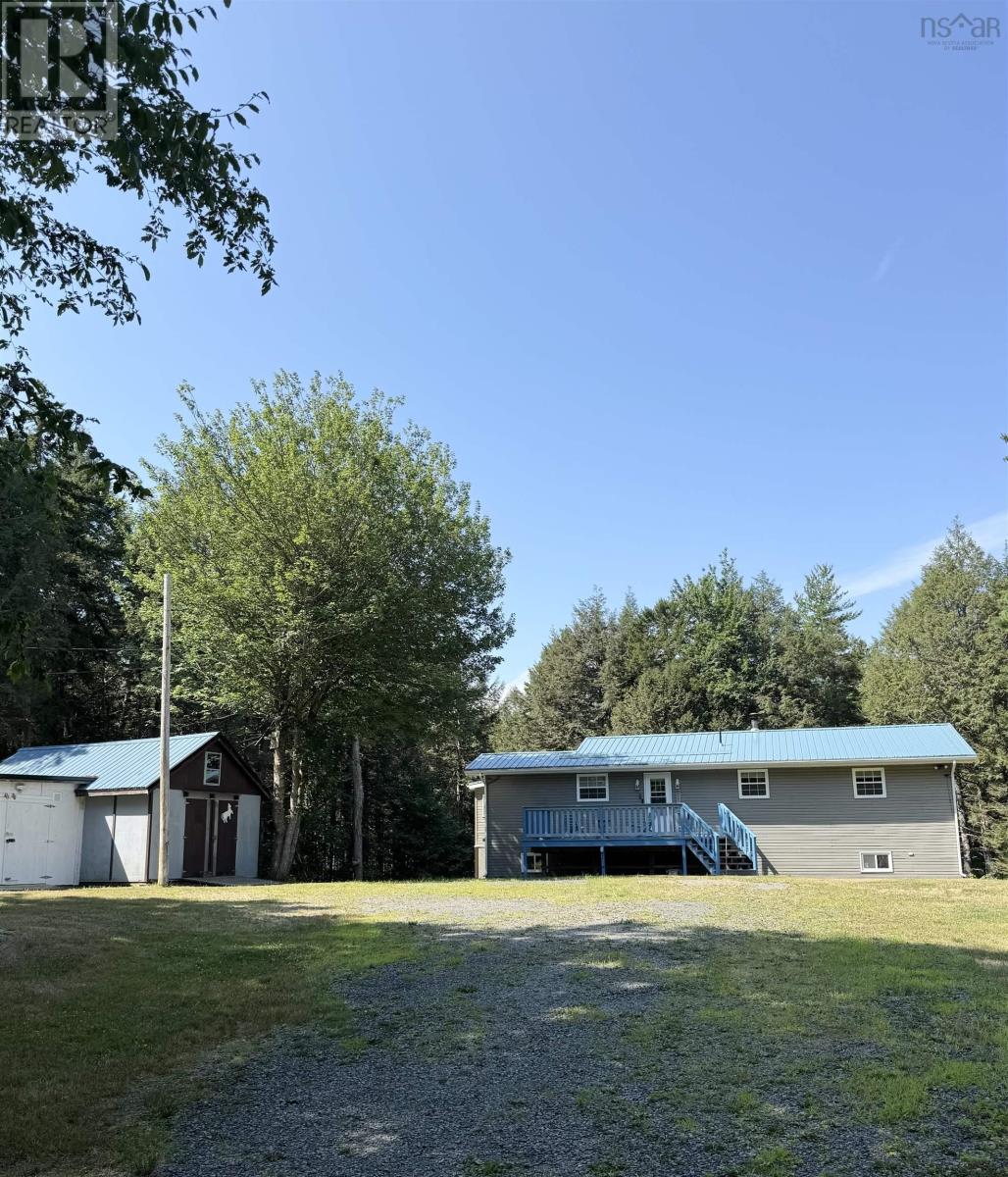 32 Bridle Path Property Photo 45