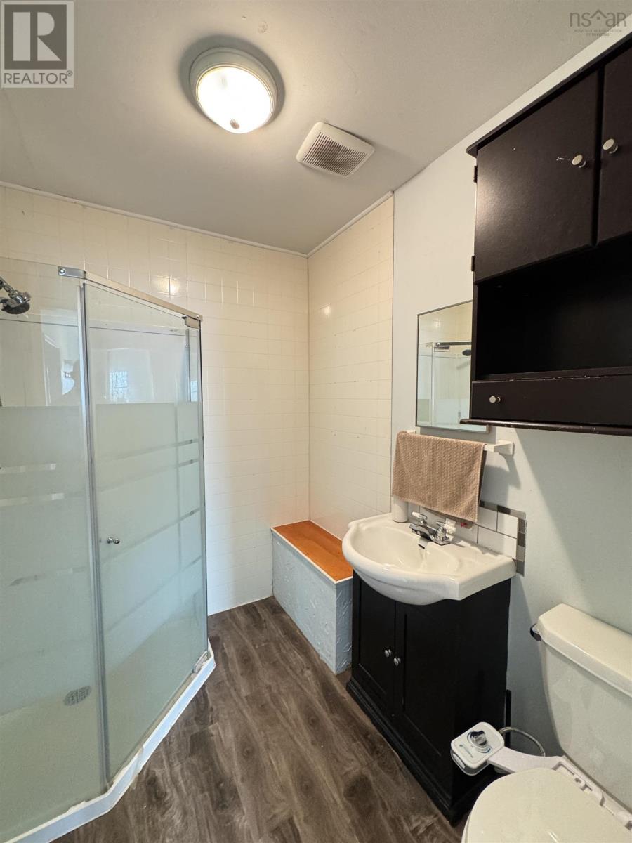 1661 Beaver Bank Road Property Photo 6