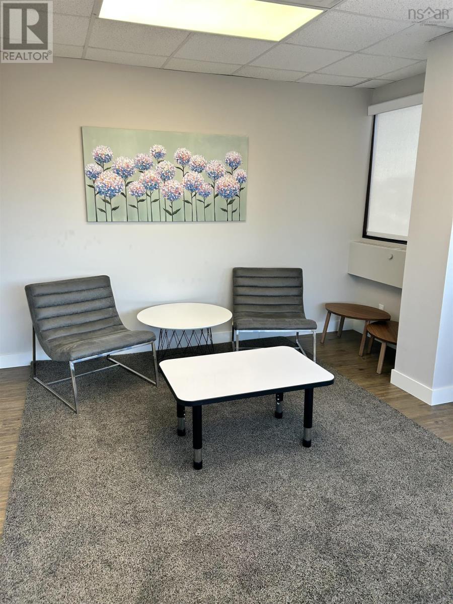 495 5991 Spring Garden Road Property Photo 2