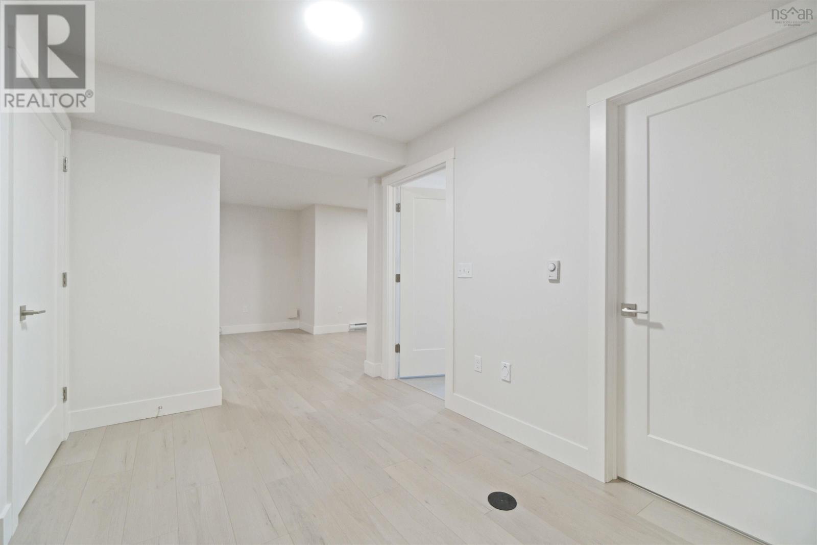 19 Brick Lane Property Photo 18