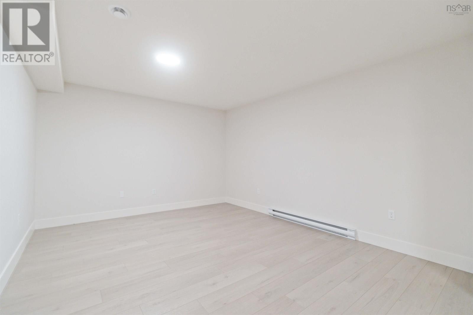 19 Brick Lane Property Photo 20