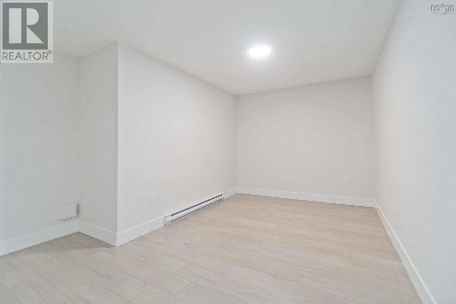 19 Brick Lane Property Photo 21