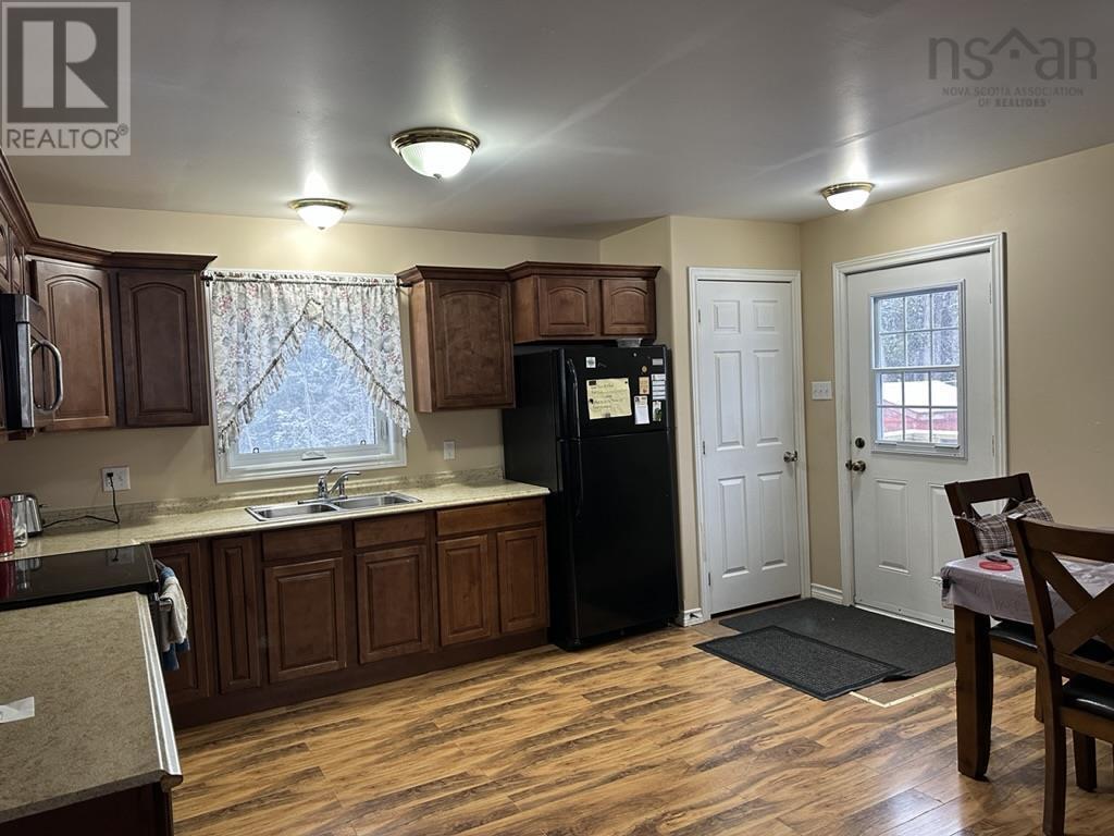29 Narrows Road Property Photo 9