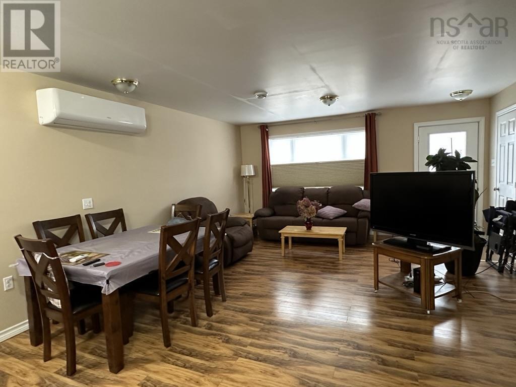 29 Narrows Road Property Photo 13