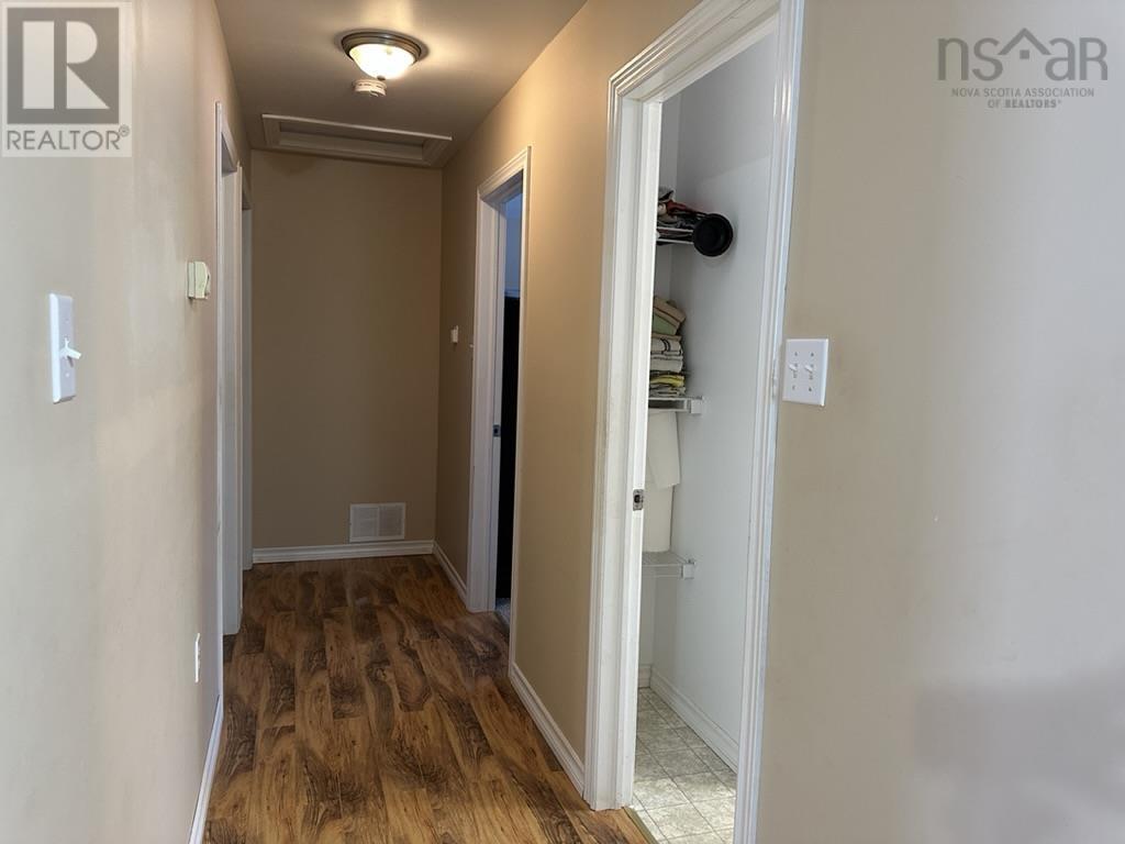 29 Narrows Road Property Photo 15