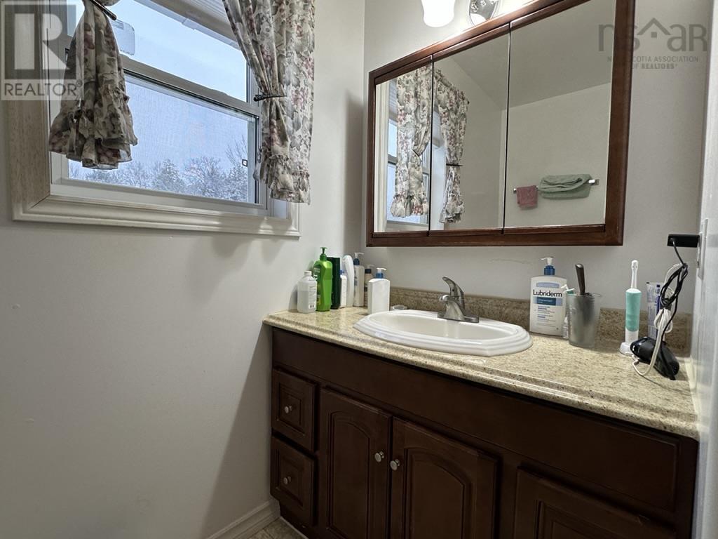 29 Narrows Road Property Photo 19