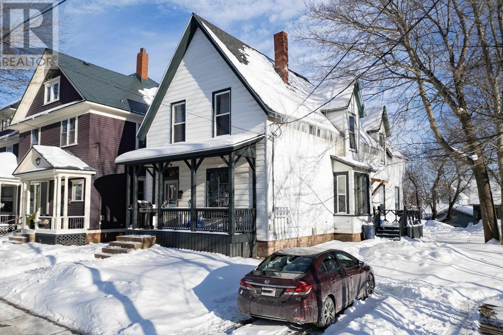 11 Robie Street Property Photo