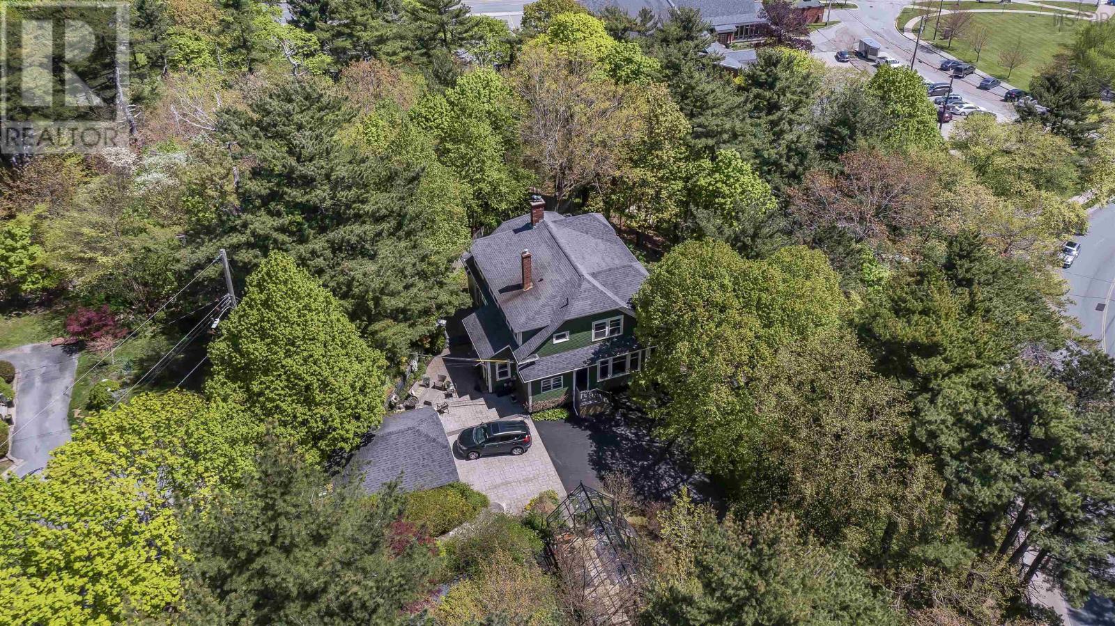 173 St Margaret's Bay Road Property Photo 8
