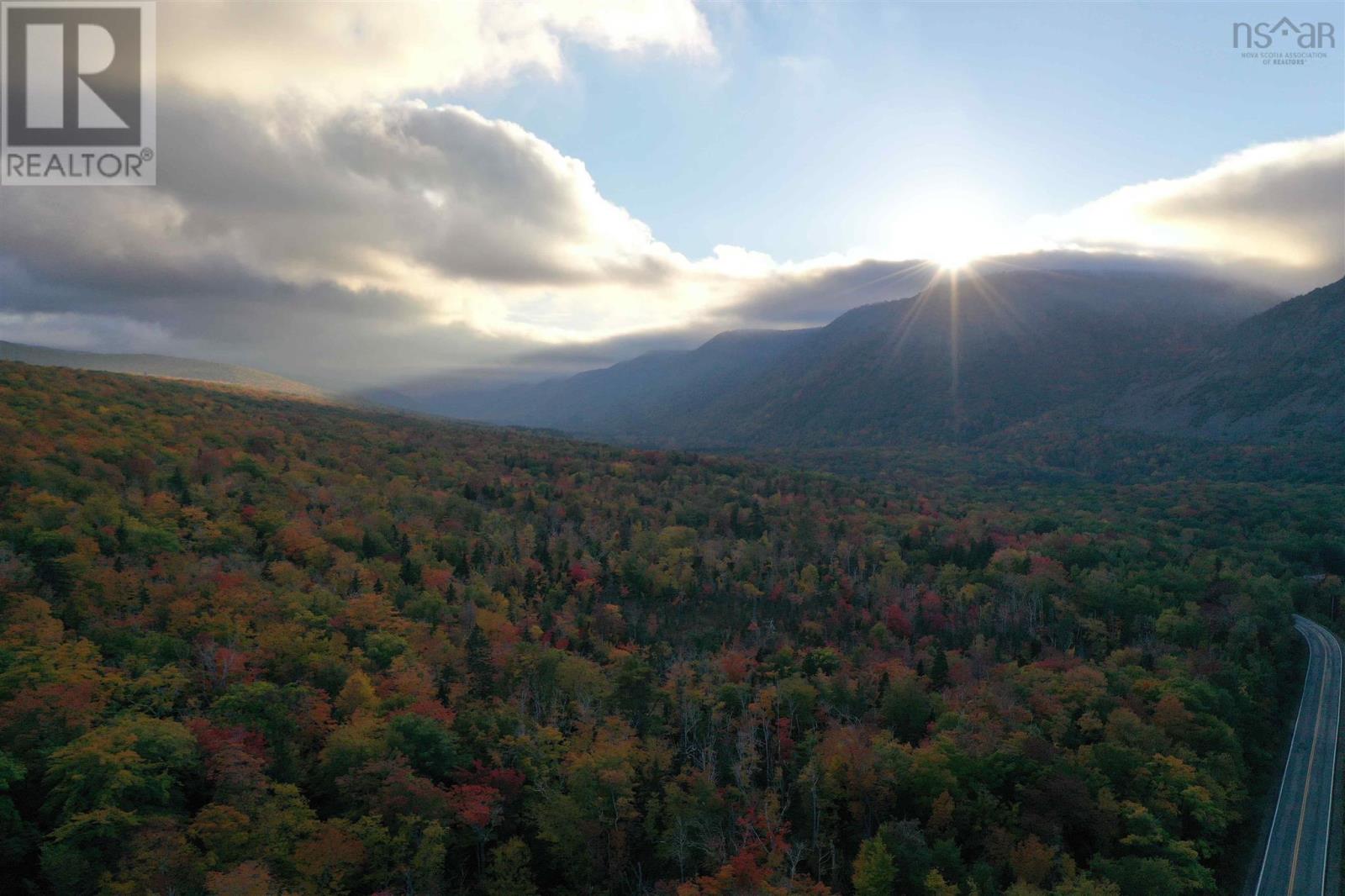 Cabot Trail, Sunrise Valley Property Photo 2