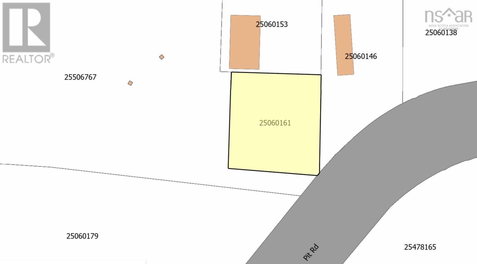Pit Road Property Photo 4