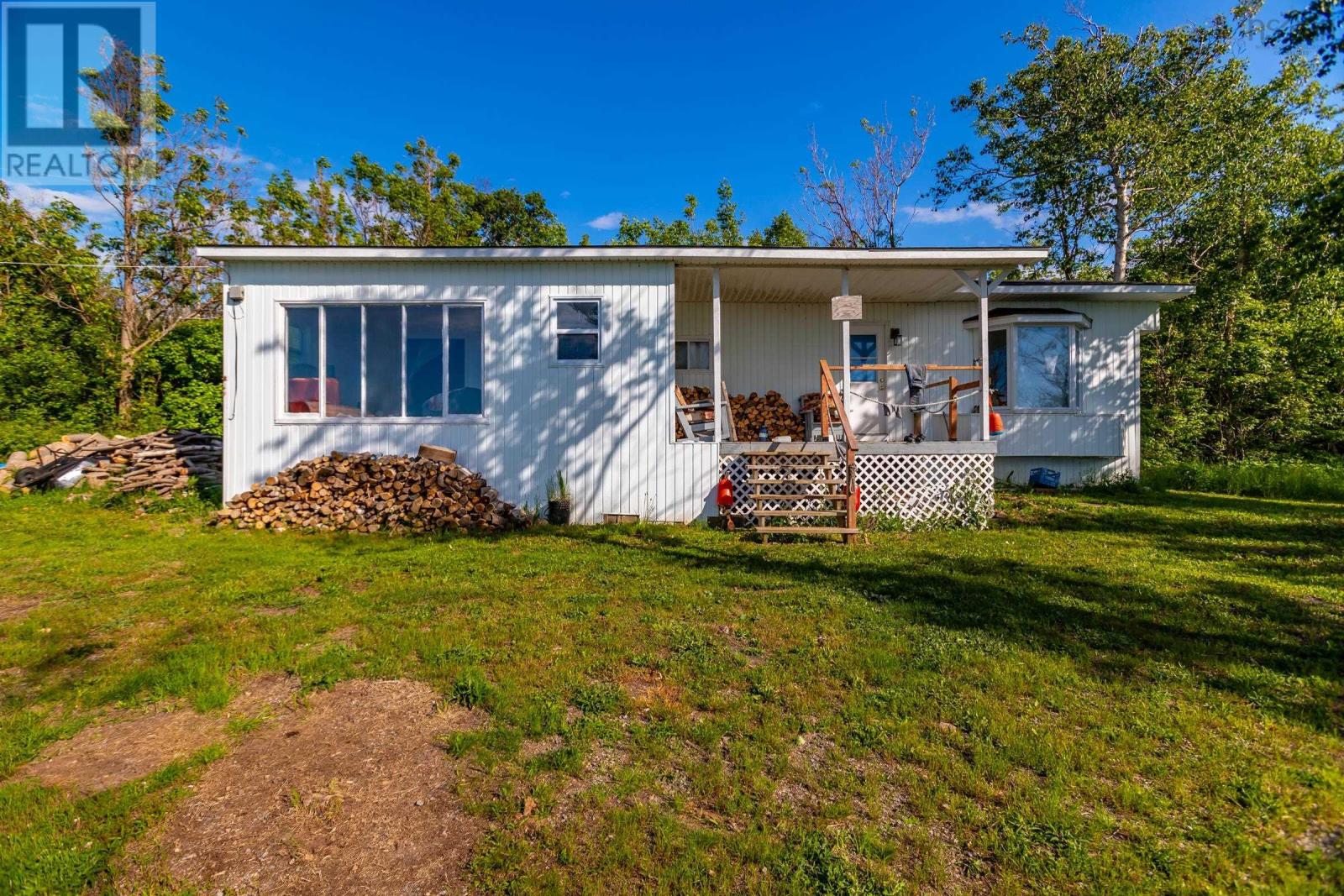 7 Sunset Avenue Property Photo 2