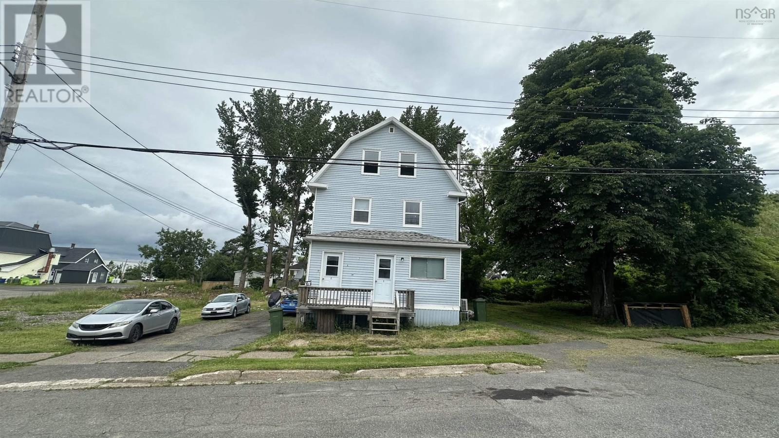 17 Pleasant Street Property Photo 2