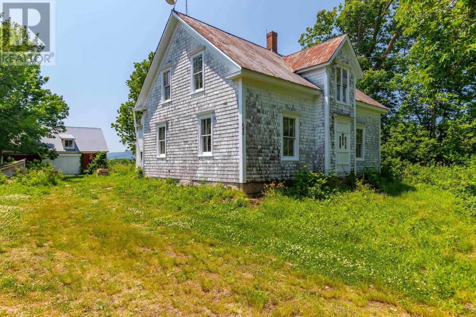 645 Leonard Road Property Photo