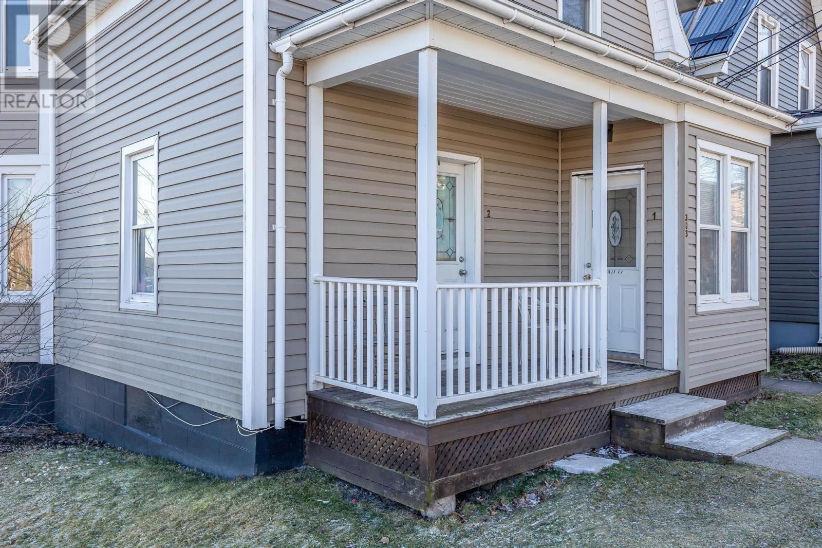 303 South Foord Street Property Photo 41