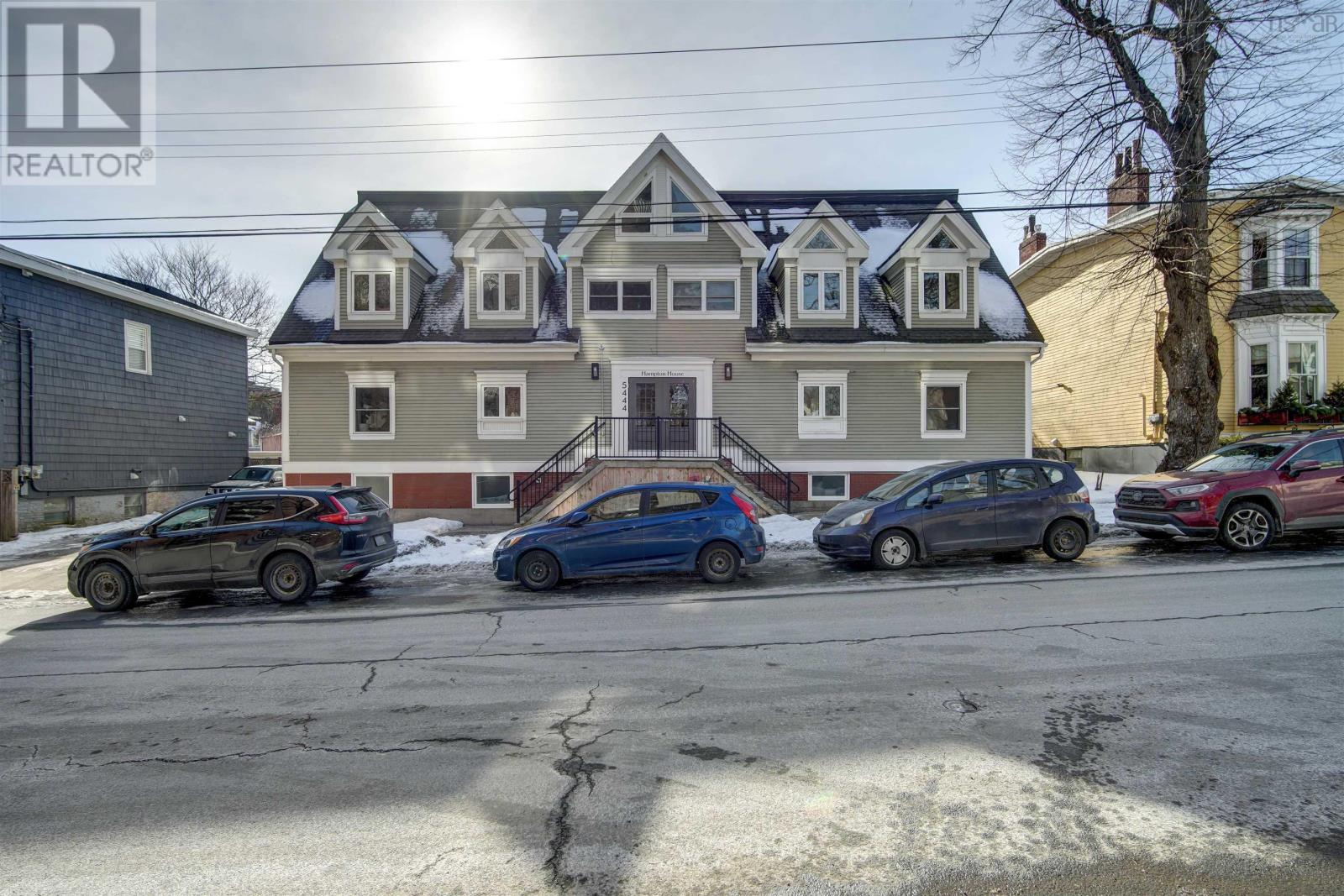 B3h1m5 Real Estate Listings Main Image