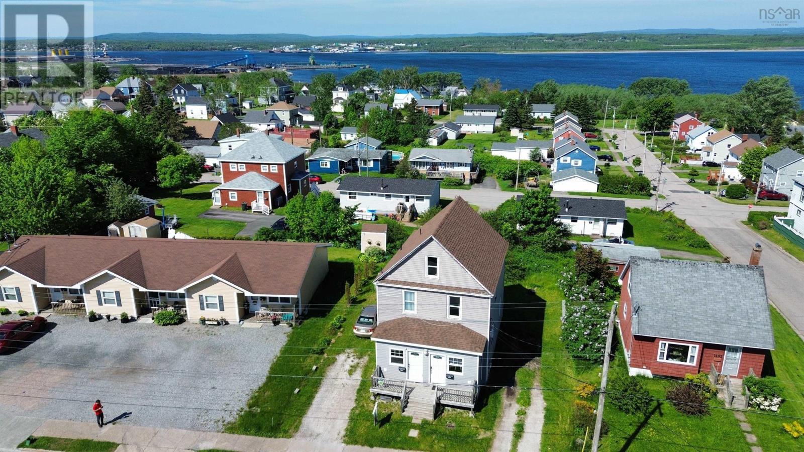 B1n1m9 Real Estate Listings Main Image