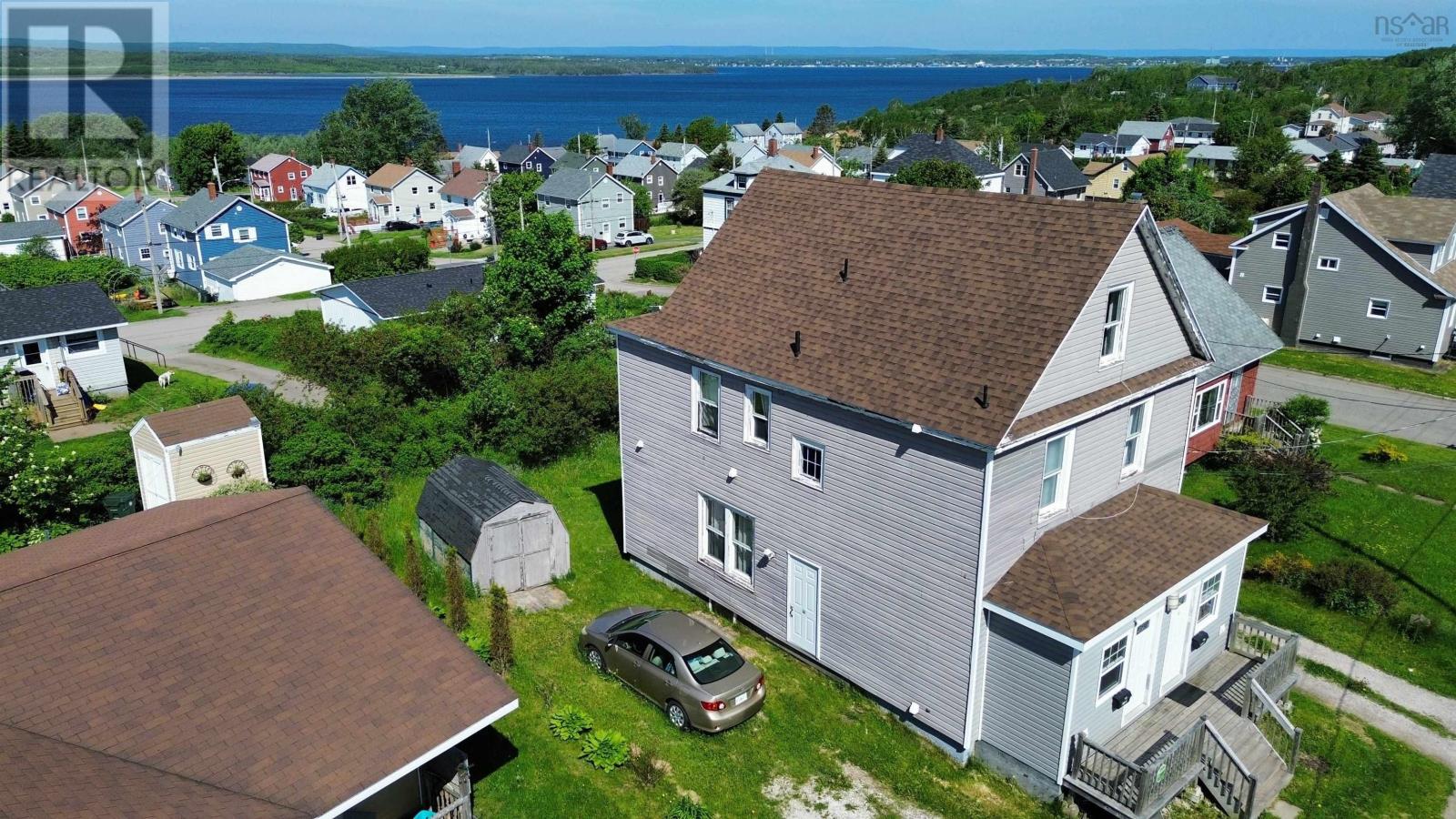 1491 Victoria Road Property Photo 2