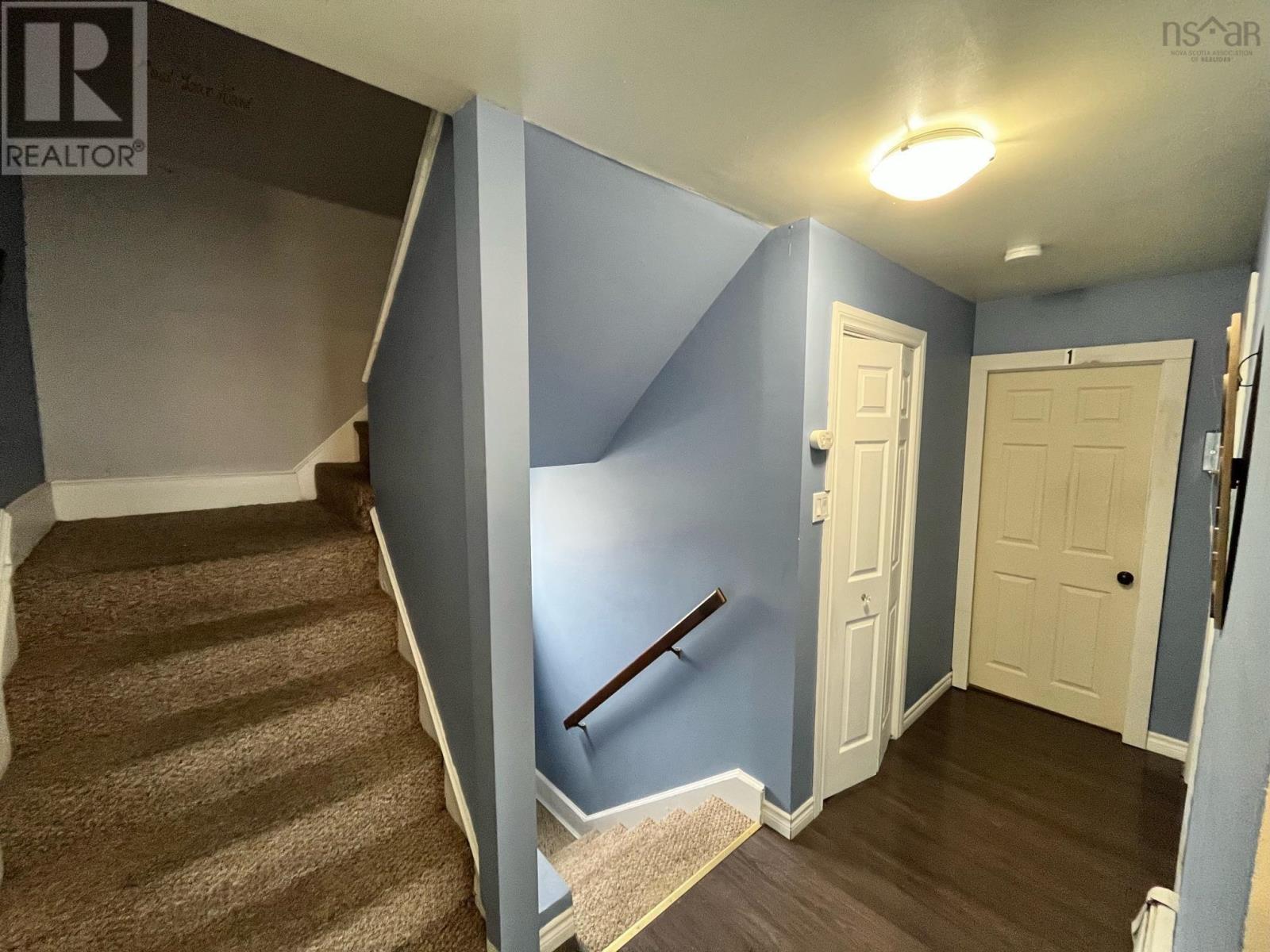1491 Victoria Road Property Photo 13