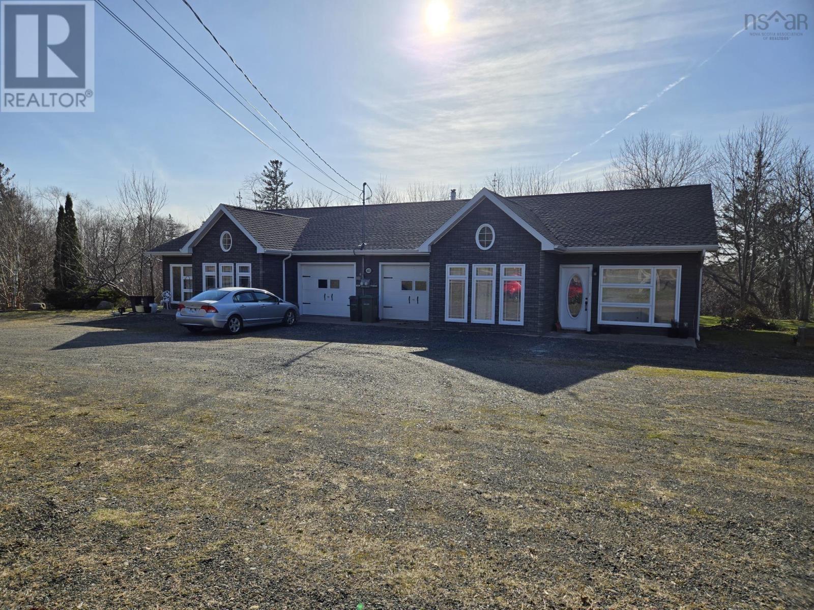 4821 Highway 1 Property Photo 1