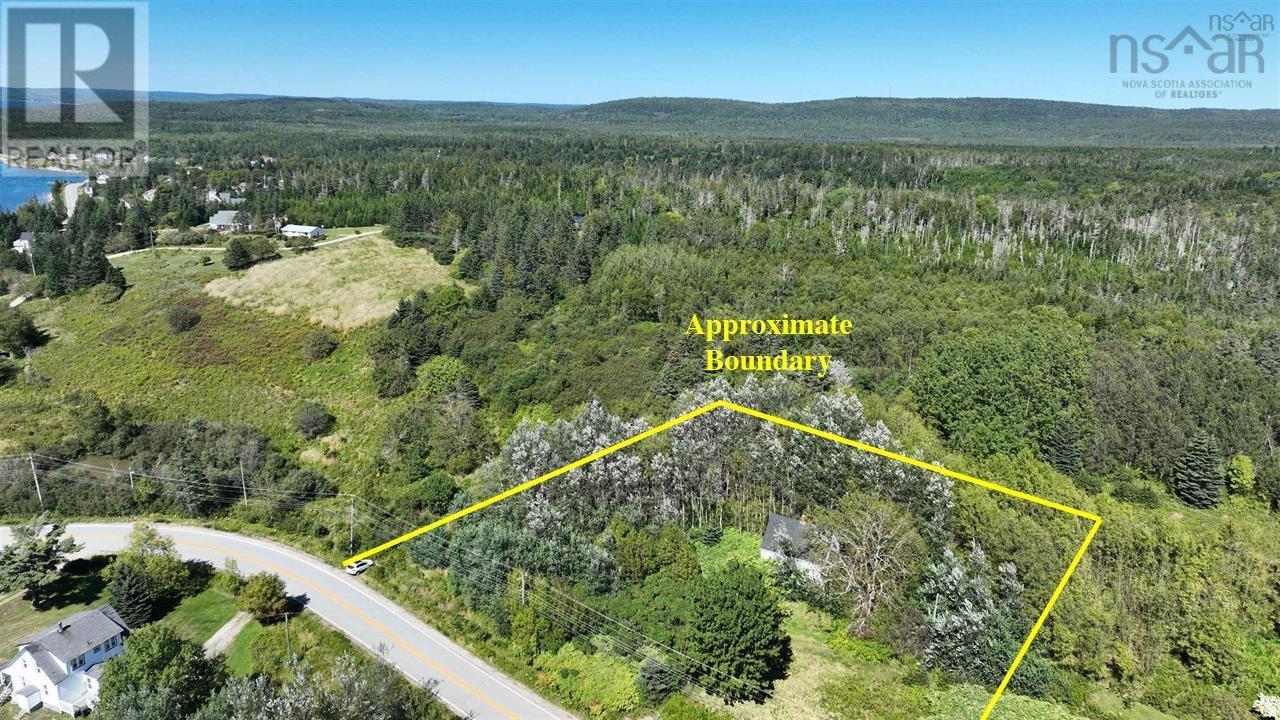 4804 Highway 329 Property Photo 2